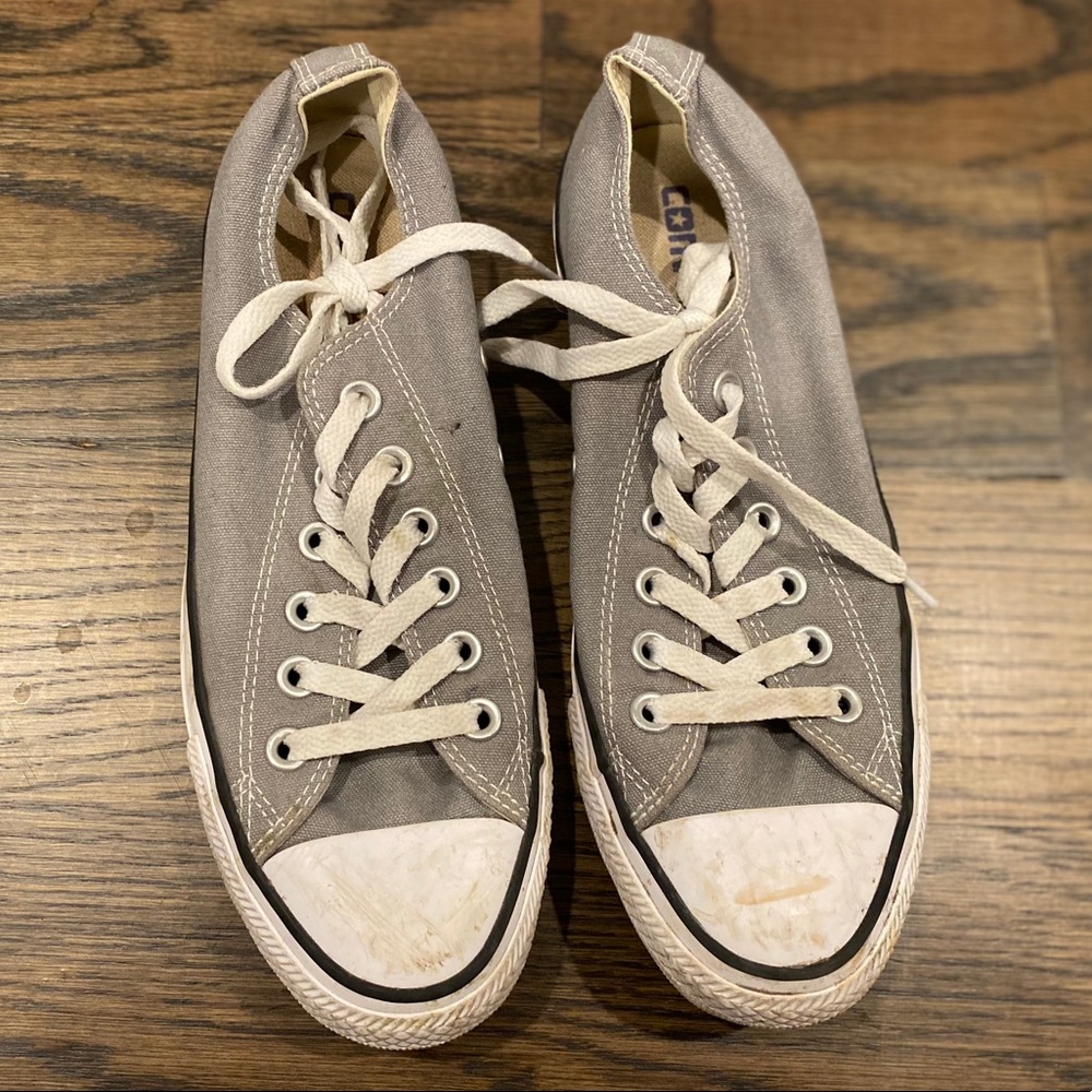 Grey Converse- Low top